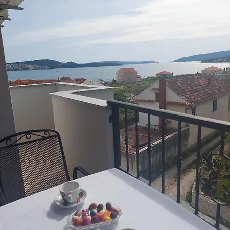 Apartments Zulim Trogir Exterior photo