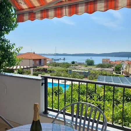 Apartments Zulim Trogir Exterior photo